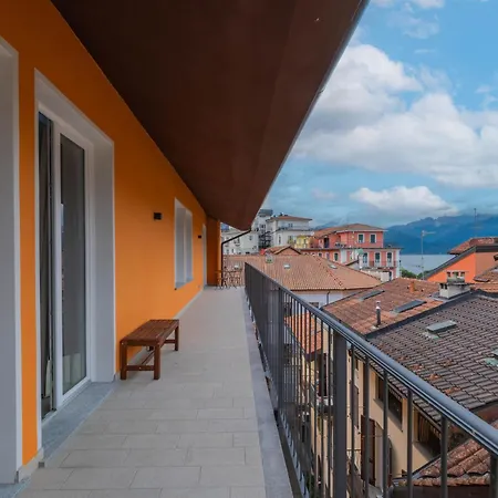 Apartment Lakeview Attico Saini / Centro Storico *