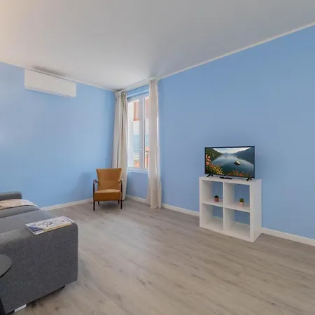 Lakeview Attico Saini / Centro Storico Apartment Stresa