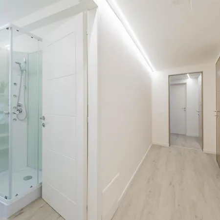 Lakeview Attico Saini / Centro Storico Apartment Stresa